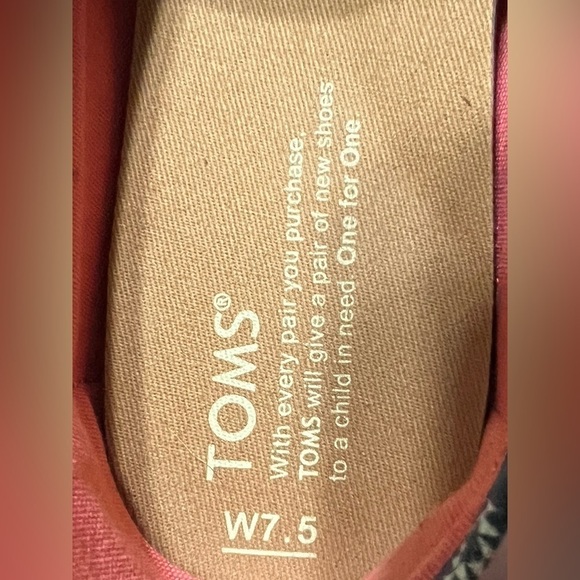 TOM’S Aztec Print Multicolor Women Shoes Sz W7.5 - Picture 9 of 16